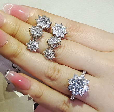 JLUXS Magnificent Womens White Gold Rhodium Over Sterling Silver Created White Sapphire Set