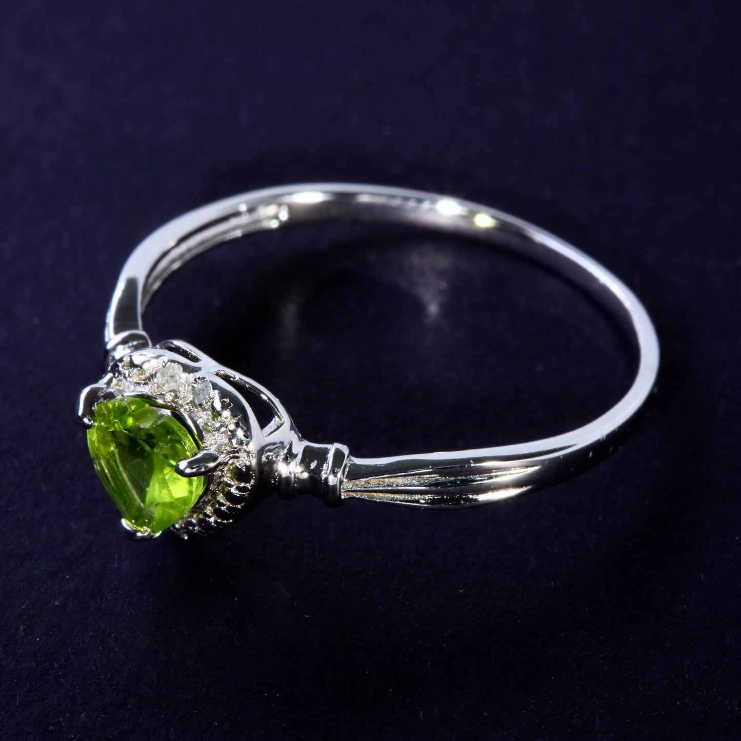 JLUXS Ladies White Gold Rhodium Over Sterling Silver Diamond & 1/2 Cts Peridot Ring