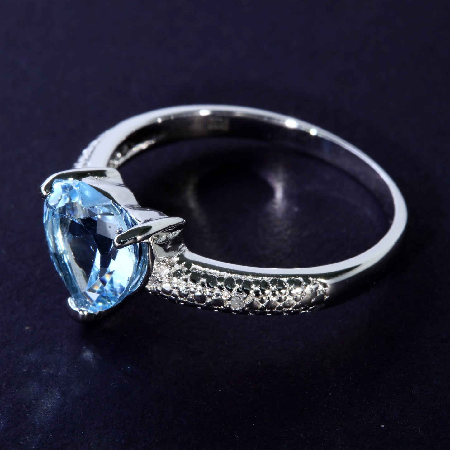 JLUXS Ladies White Gold Rhodium Over Sterling Silver Diamond & 2.00 Cts Blue Topaz Ring